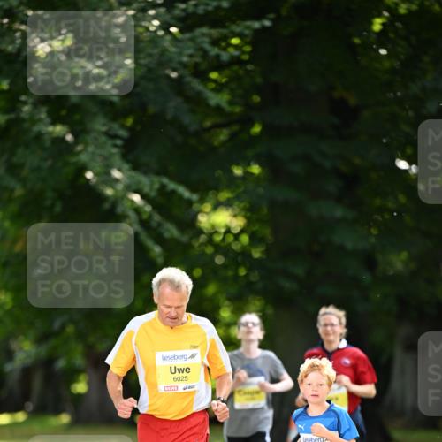 25.08.2024 - 20. Blankeneser Heldenlauf Dr. Thomas Lammeyer http://msf.ph/oto/6808908 25.08.2024 10:23:49 Laufen 6025, 6024 meine-sportfotos.de