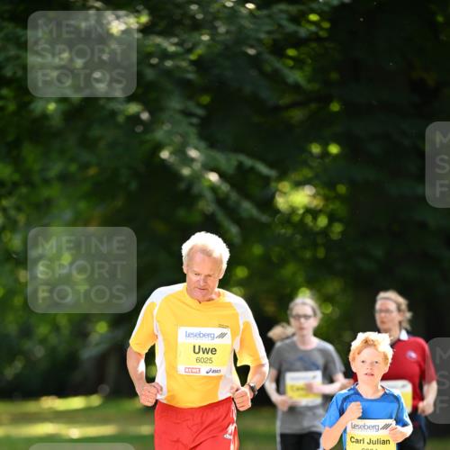25.08.2024 - 20. Blankeneser Heldenlauf Dr. Thomas Lammeyer http://msf.ph/oto/6808915 25.08.2024 10:23:50 Laufen 6025, 6024 meine-sportfotos.de