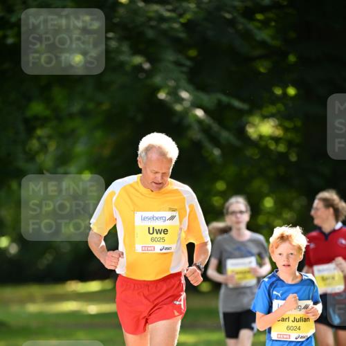 25.08.2024 - 20. Blankeneser Heldenlauf Dr. Thomas Lammeyer http://msf.ph/oto/6808920 25.08.2024 10:23:50 Laufen 6025, 6024 meine-sportfotos.de