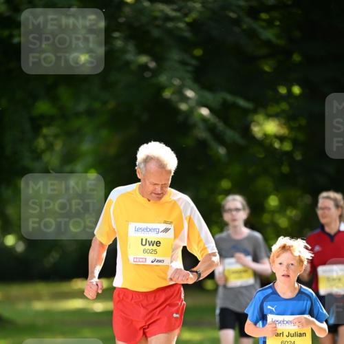 25.08.2024 - 20. Blankeneser Heldenlauf Dr. Thomas Lammeyer http://msf.ph/oto/6808921 25.08.2024 10:23:50 Laufen 6025, 6024 meine-sportfotos.de
