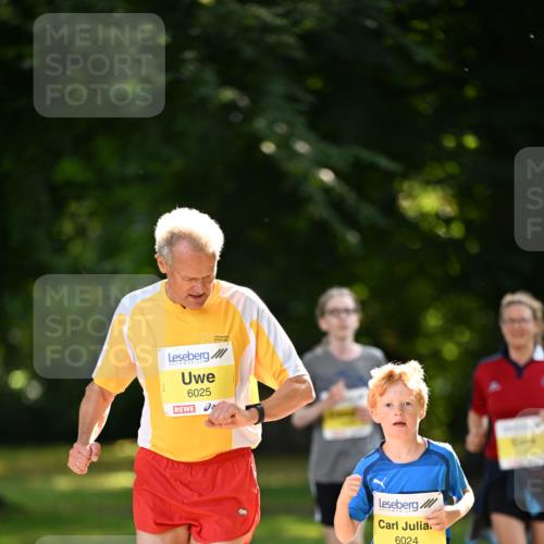 25.08.2024 - 20. Blankeneser Heldenlauf Dr. Thomas Lammeyer http://msf.ph/oto/6808924 25.08.2024 10:23:51 Laufen 6025, 6024 meine-sportfotos.de