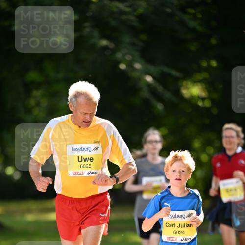 25.08.2024 - 20. Blankeneser Heldenlauf Dr. Thomas Lammeyer http://msf.ph/oto/6808925 25.08.2024 10:23:51 Laufen 6025, 6024 meine-sportfotos.de