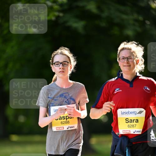 25.08.2024 - 20. Blankeneser Heldenlauf Dr. Thomas Lammeyer http://msf.ph/oto/6808941 25.08.2024 10:23:54 Laufen 6288, 6287 meine-sportfotos.de