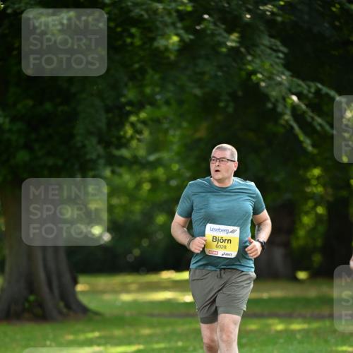 25.08.2024 - 20. Blankeneser Heldenlauf Dr. Thomas Lammeyer http://msf.ph/oto/6808974 25.08.2024 10:24:03 Laufen 6028 meine-sportfotos.de