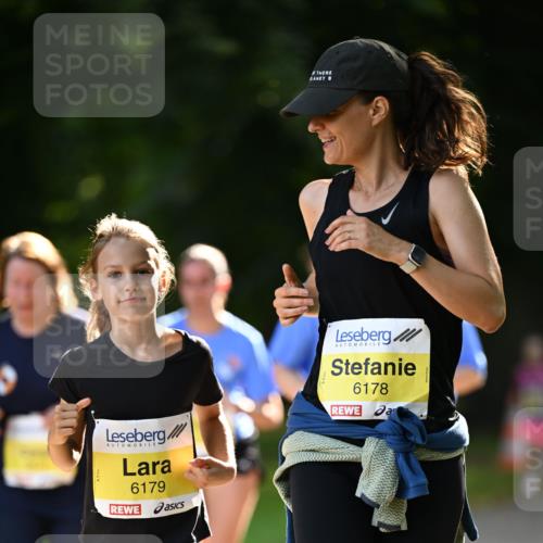 25.08.2024 - 20. Blankeneser Heldenlauf Dr. Thomas Lammeyer http://msf.ph/oto/6809034 25.08.2024 10:24:15 Laufen 6179, 6178 meine-sportfotos.de