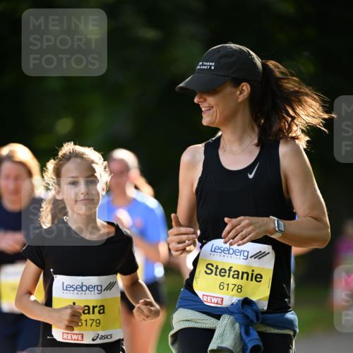 25.08.2024 - 20. Blankeneser Heldenlauf Dr. Thomas Lammeyer http://msf.ph/oto/6809035 25.08.2024 10:24:15 Laufen 6179, 6178 meine-sportfotos.de