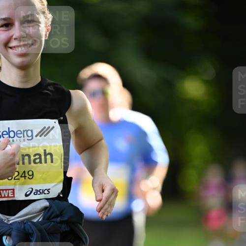 25.08.2024 - 20. Blankeneser Heldenlauf Dr. Thomas Lammeyer http://msf.ph/oto/6809051 25.08.2024 10:24:17 Laufen 249 meine-sportfotos.de