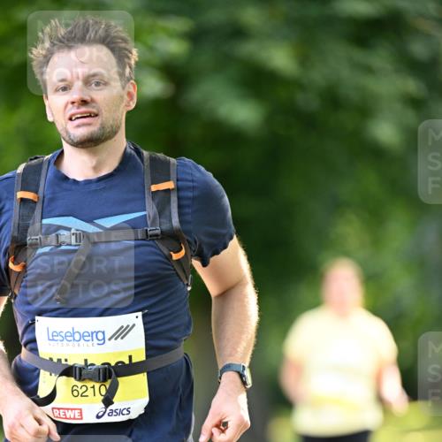 25.08.2024 - 20. Blankeneser Heldenlauf Dr. Thomas Lammeyer http://msf.ph/oto/6809064 25.08.2024 10:24:20 Laufen 6210 meine-sportfotos.de