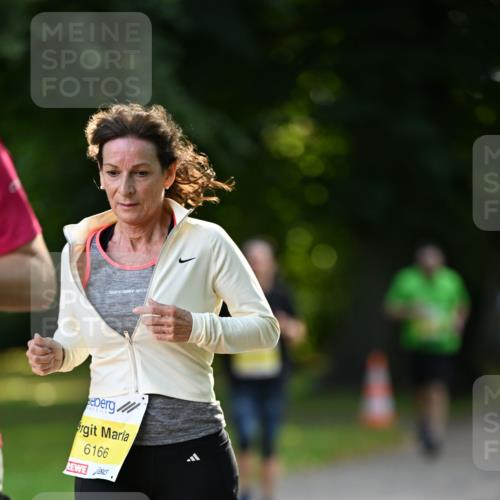 25.08.2024 - 20. Blankeneser Heldenlauf Dr. Thomas Lammeyer http://msf.ph/oto/6809099 25.08.2024 10:24:27 Laufen 6166 meine-sportfotos.de