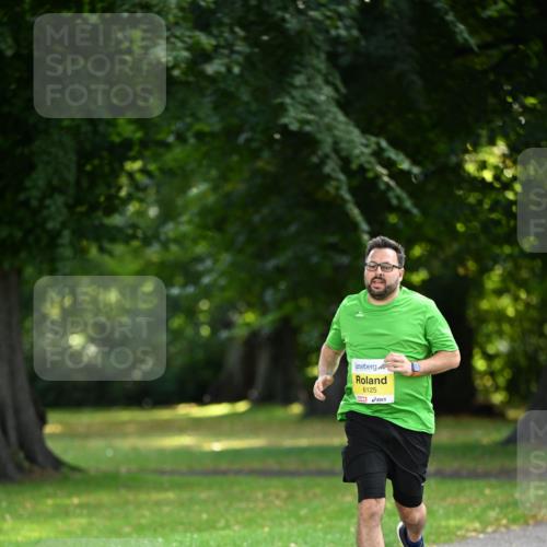 25.08.2024 - 20. Blankeneser Heldenlauf Dr. Thomas Lammeyer http://msf.ph/oto/6809116 25.08.2024 10:24:32 Laufen 6125 meine-sportfotos.de