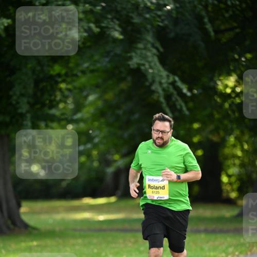 25.08.2024 - 20. Blankeneser Heldenlauf Dr. Thomas Lammeyer http://msf.ph/oto/6809121 25.08.2024 10:24:33 Laufen 6125 meine-sportfotos.de