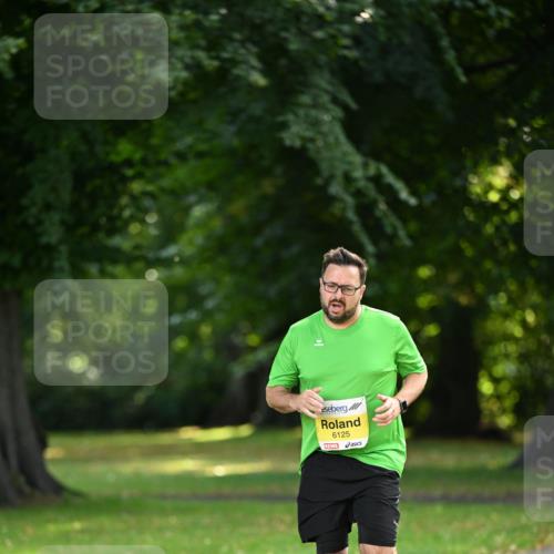 25.08.2024 - 20. Blankeneser Heldenlauf Dr. Thomas Lammeyer http://msf.ph/oto/6809122 25.08.2024 10:24:33 Laufen 6125 meine-sportfotos.de