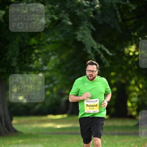 25.08.2024 - 20. Blankeneser Heldenlauf Dr. Thomas Lammeyer http://msf.ph/oto/6809123 25.08.2024 10:24:33 Laufen 6125 meine-sportfotos.de