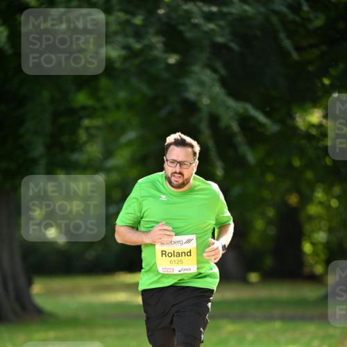 25.08.2024 - 20. Blankeneser Heldenlauf Dr. Thomas Lammeyer http://msf.ph/oto/6809130 25.08.2024 10:24:34 Laufen 6125 meine-sportfotos.de