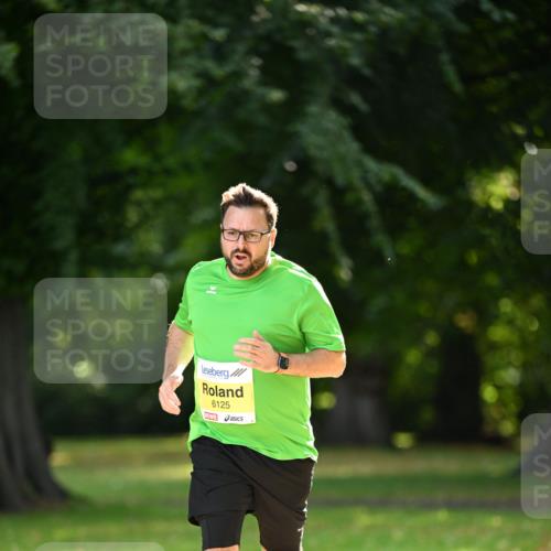 25.08.2024 - 20. Blankeneser Heldenlauf Dr. Thomas Lammeyer http://msf.ph/oto/6809132 25.08.2024 10:24:34 Laufen 6125 meine-sportfotos.de