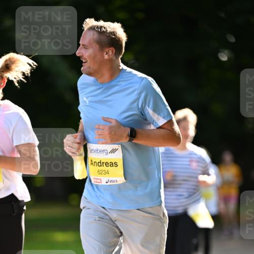 25.08.2024 - 20. Blankeneser Heldenlauf Dr. Thomas Lammeyer http://msf.ph/oto/6809165 25.08.2024 10:24:42 Laufen 6234 meine-sportfotos.de