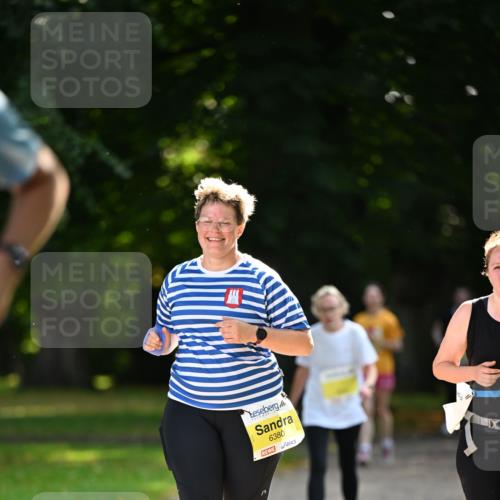 25.08.2024 - 20. Blankeneser Heldenlauf Dr. Thomas Lammeyer http://msf.ph/oto/6809170 25.08.2024 10:24:43 Laufen 6380 meine-sportfotos.de