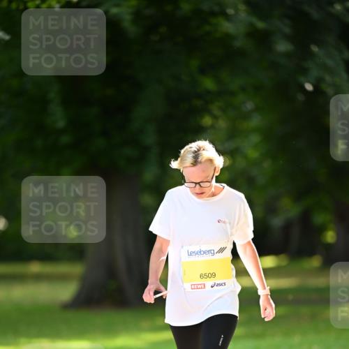25.08.2024 - 20. Blankeneser Heldenlauf Dr. Thomas Lammeyer http://msf.ph/oto/6809183 25.08.2024 10:24:50 Laufen 6509 meine-sportfotos.de