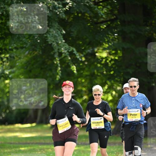 25.08.2024 - 20. Blankeneser Heldenlauf Dr. Thomas Lammeyer http://msf.ph/oto/6809235 25.08.2024 10:25:04 Laufen 6469, 6076, 6172 meine-sportfotos.de