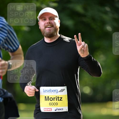 25.08.2024 - 20. Blankeneser Heldenlauf Dr. Thomas Lammeyer http://msf.ph/oto/6809283 25.08.2024 10:25:12 Laufen 6009 meine-sportfotos.de