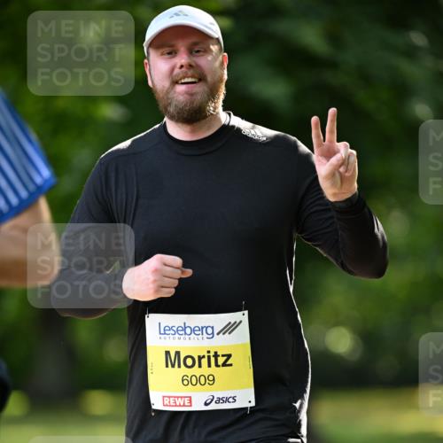25.08.2024 - 20. Blankeneser Heldenlauf Dr. Thomas Lammeyer http://msf.ph/oto/6809284 25.08.2024 10:25:13 Laufen 6009 meine-sportfotos.de