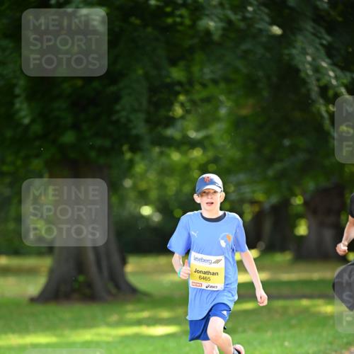 25.08.2024 - 20. Blankeneser Heldenlauf Dr. Thomas Lammeyer http://msf.ph/oto/6809302 25.08.2024 10:25:20 Laufen 6465 meine-sportfotos.de