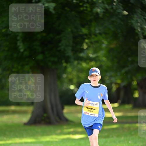 25.08.2024 - 20. Blankeneser Heldenlauf Dr. Thomas Lammeyer http://msf.ph/oto/6809303 25.08.2024 10:25:21 Laufen 6465 meine-sportfotos.de