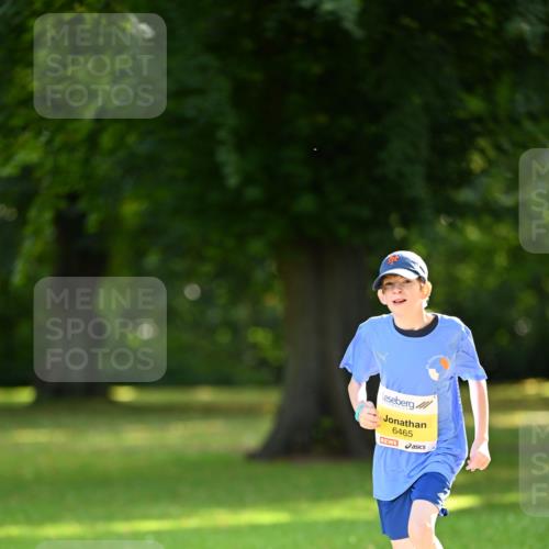 25.08.2024 - 20. Blankeneser Heldenlauf Dr. Thomas Lammeyer http://msf.ph/oto/6809307 25.08.2024 10:25:21 Laufen 6465 meine-sportfotos.de