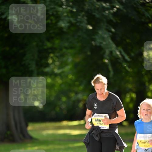 25.08.2024 - 20. Blankeneser Heldenlauf Dr. Thomas Lammeyer http://msf.ph/oto/6809310 25.08.2024 10:25:22 Laufen 6252, 6426 meine-sportfotos.de