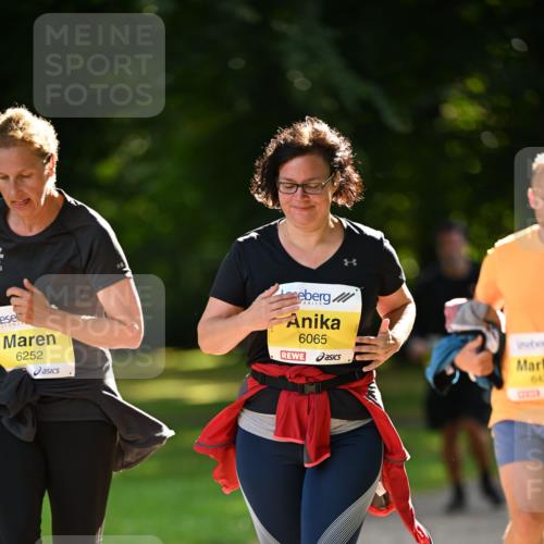 25.08.2024 - 20. Blankeneser Heldenlauf Dr. Thomas Lammeyer http://msf.ph/oto/6809321 25.08.2024 10:25:24 Laufen 6252, 6065, 642 meine-sportfotos.de