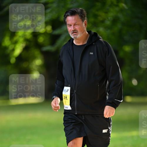 25.08.2024 - 20. Blankeneser Heldenlauf Dr. Thomas Lammeyer http://msf.ph/oto/6809350 25.08.2024 10:25:32 Laufen  meine-sportfotos.de