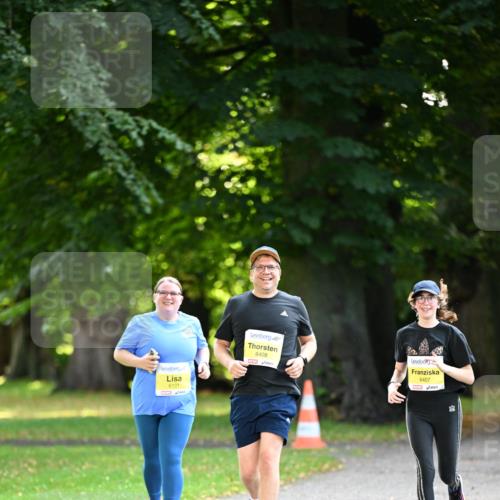 25.08.2024 - 20. Blankeneser Heldenlauf Dr. Thomas Lammeyer http://msf.ph/oto/6809538 25.08.2024 10:26:55 Laufen 6101, 6408, 6407 meine-sportfotos.de