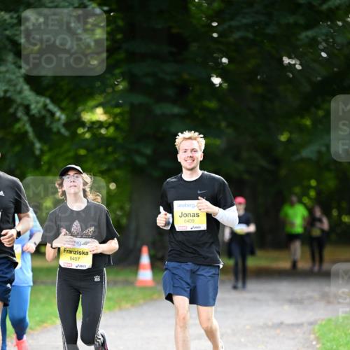 25.08.2024 - 20. Blankeneser Heldenlauf Dr. Thomas Lammeyer http://msf.ph/oto/6809553 25.08.2024 10:26:58 Laufen 6407, 6409 meine-sportfotos.de
