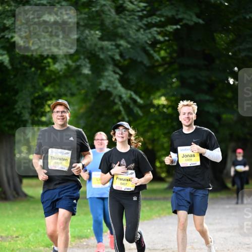 25.08.2024 - 20. Blankeneser Heldenlauf Dr. Thomas Lammeyer http://msf.ph/oto/6809555 25.08.2024 10:26:59 Laufen 6408, 6407, 6409 meine-sportfotos.de
