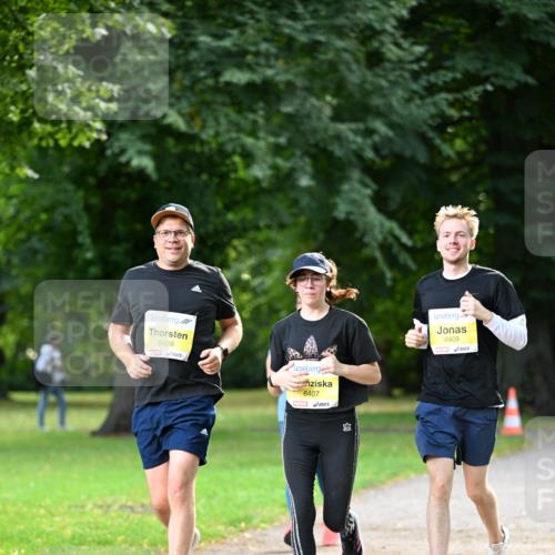 25.08.2024 - 20. Blankeneser Heldenlauf Dr. Thomas Lammeyer http://msf.ph/oto/6809560 25.08.2024 10:26:59 Laufen 6408, 6407, 6409 meine-sportfotos.de