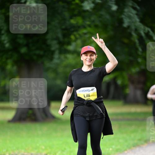 25.08.2024 - 20. Blankeneser Heldenlauf Dr. Thomas Lammeyer http://msf.ph/oto/6809582 25.08.2024 10:27:11 Laufen 6385 meine-sportfotos.de