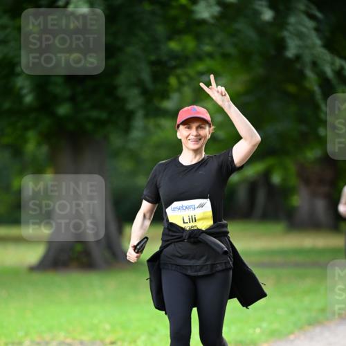 25.08.2024 - 20. Blankeneser Heldenlauf Dr. Thomas Lammeyer http://msf.ph/oto/6809583 25.08.2024 10:27:11 Laufen 6385 meine-sportfotos.de