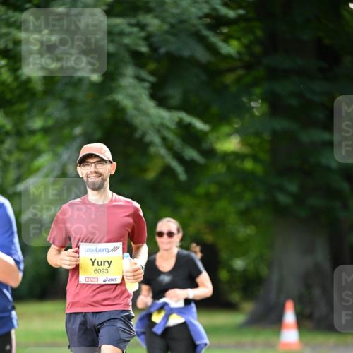 25.08.2024 - 20. Blankeneser Heldenlauf Dr. Thomas Lammeyer http://msf.ph/oto/6809642 25.08.2024 10:27:43 Laufen 6093 meine-sportfotos.de