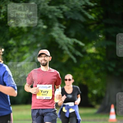 25.08.2024 - 20. Blankeneser Heldenlauf Dr. Thomas Lammeyer http://msf.ph/oto/6809643 25.08.2024 10:27:43 Laufen 6093 meine-sportfotos.de