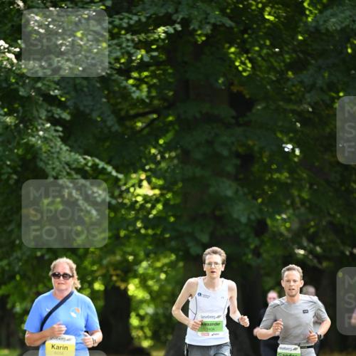 25.08.2024 - 20. Blankeneser Heldenlauf Dr. Thomas Lammeyer http://msf.ph/oto/6809701 25.08.2024 10:28:36 Laufen 6056, 1434, 1139 meine-sportfotos.de