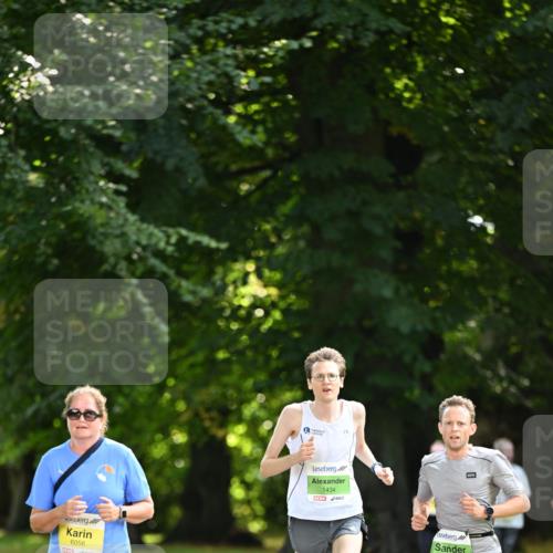 25.08.2024 - 20. Blankeneser Heldenlauf Dr. Thomas Lammeyer http://msf.ph/oto/6809705 25.08.2024 10:28:37 Laufen 6056, 1434, 1139 meine-sportfotos.de
