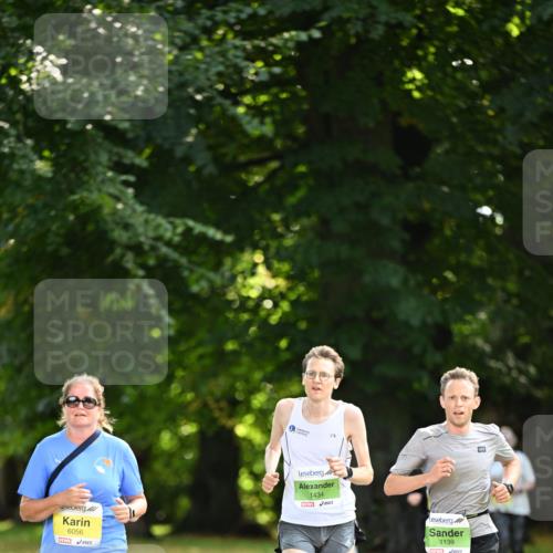 25.08.2024 - 20. Blankeneser Heldenlauf Dr. Thomas Lammeyer http://msf.ph/oto/6809707 25.08.2024 10:28:37 Laufen 6056, 1434, 1139 meine-sportfotos.de
