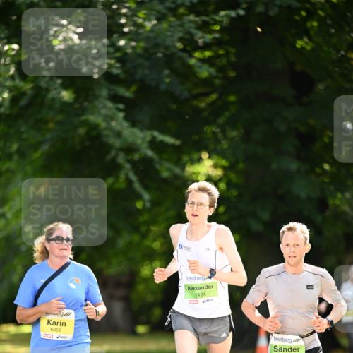 25.08.2024 - 20. Blankeneser Heldenlauf Dr. Thomas Lammeyer http://msf.ph/oto/6809713 25.08.2024 10:28:38 Laufen 6056, 1434, 1139 meine-sportfotos.de