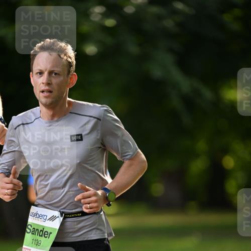 25.08.2024 - 20. Blankeneser Heldenlauf Dr. Thomas Lammeyer http://msf.ph/oto/6809729 25.08.2024 10:28:40 Laufen 1139 meine-sportfotos.de