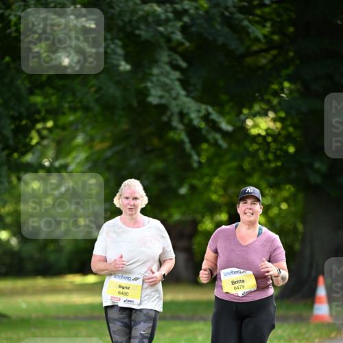 25.08.2024 - 20. Blankeneser Heldenlauf Dr. Thomas Lammeyer http://msf.ph/oto/6809765 25.08.2024 10:28:51 Laufen 6480, 6479 meine-sportfotos.de