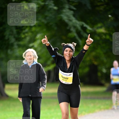 25.08.2024 - 20. Blankeneser Heldenlauf Dr. Thomas Lammeyer http://msf.ph/oto/6809806 25.08.2024 10:29:05 Laufen 41, 6072 meine-sportfotos.de