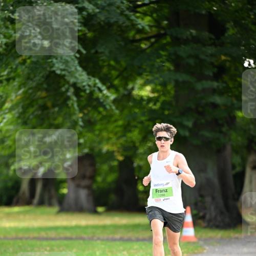 25.08.2024 - 20. Blankeneser Heldenlauf Dr. Thomas Lammeyer http://msf.ph/oto/6809919 25.08.2024 10:30:16 Laufen 1288 meine-sportfotos.de