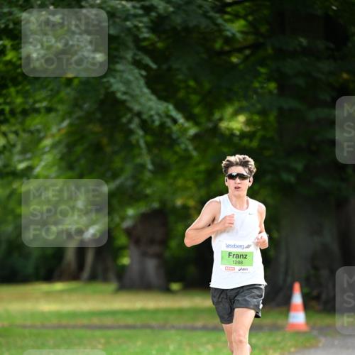 25.08.2024 - 20. Blankeneser Heldenlauf Dr. Thomas Lammeyer http://msf.ph/oto/6809922 25.08.2024 10:30:16 Laufen 1288 meine-sportfotos.de