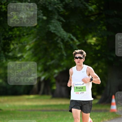 25.08.2024 - 20. Blankeneser Heldenlauf Dr. Thomas Lammeyer http://msf.ph/oto/6809925 25.08.2024 10:30:17 Laufen 1288 meine-sportfotos.de