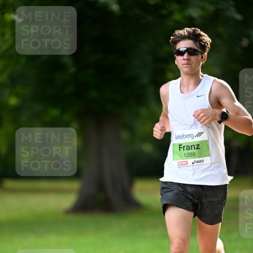 25.08.2024 - 20. Blankeneser Heldenlauf Dr. Thomas Lammeyer http://msf.ph/oto/6809935 25.08.2024 10:30:18 Laufen 1288 meine-sportfotos.de